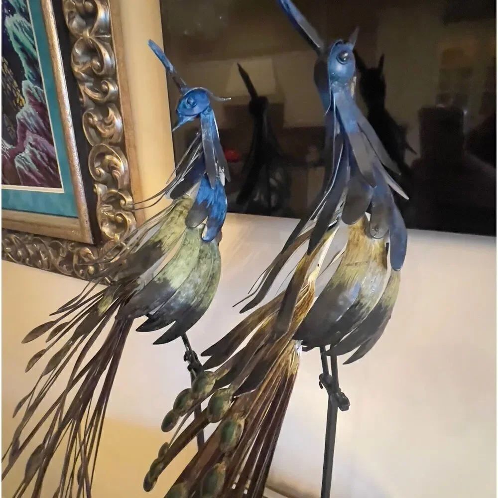 DESIGNER PEACOCK Metal Decor!